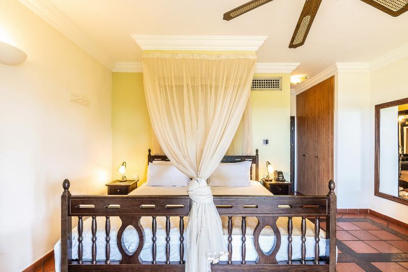 Hotel La Gemma Dell'Est Nungwi Extérieur photo
